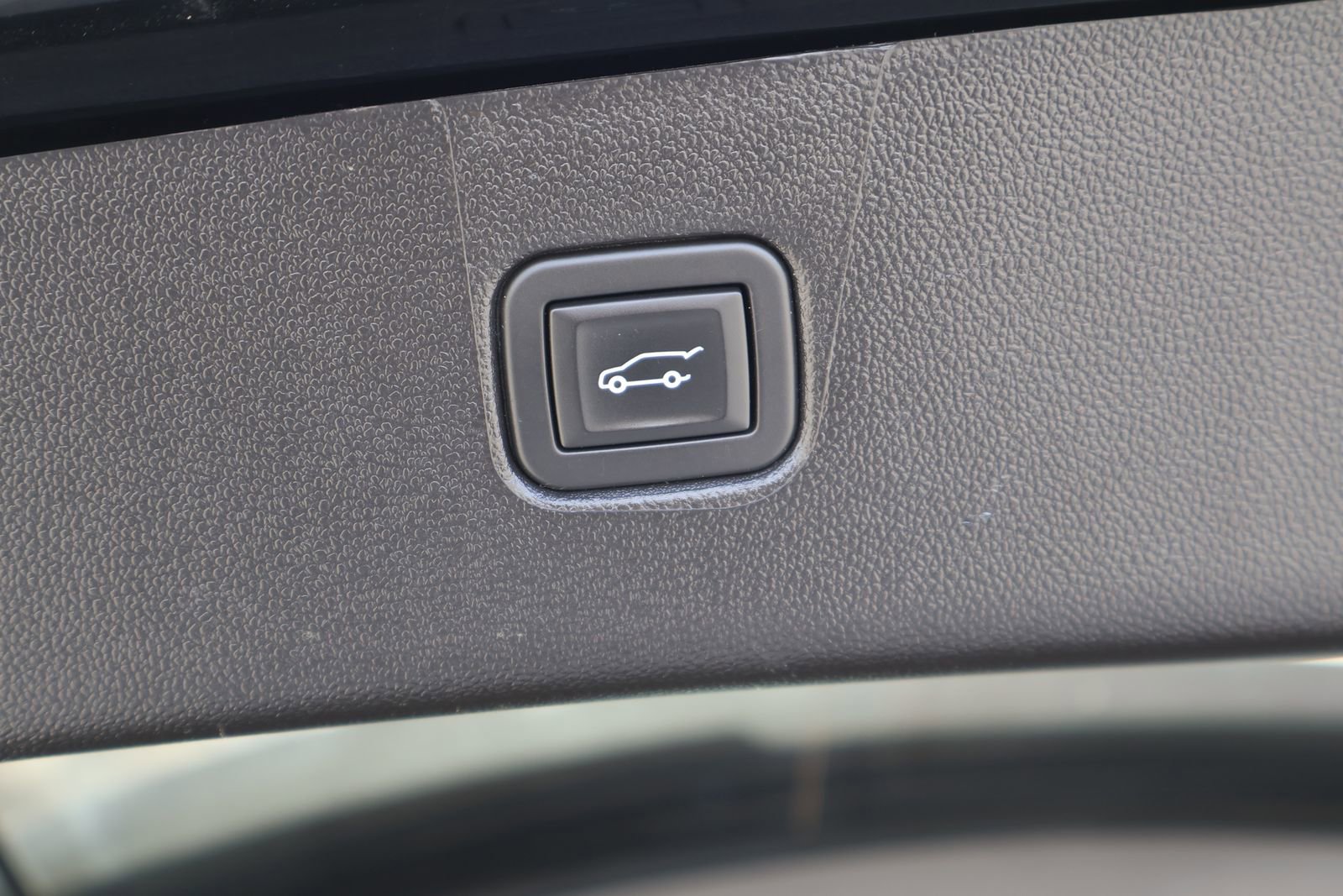 Used 2024 Chevrolet Blazer LT AWD/4WD image 16