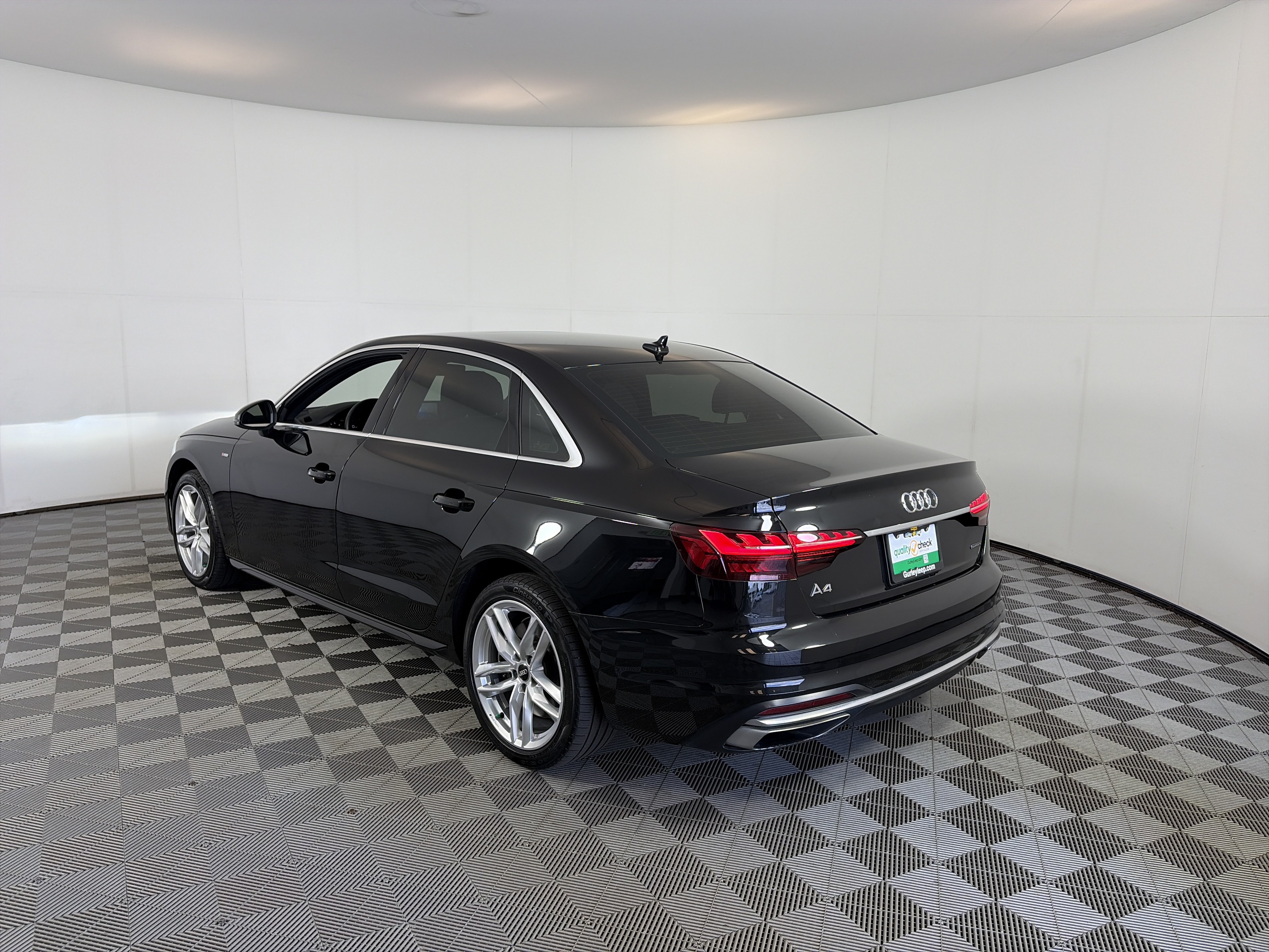 Used 2020 Audi A4 2.0T Premium w/ Convenience Package AWD/4WD image 11