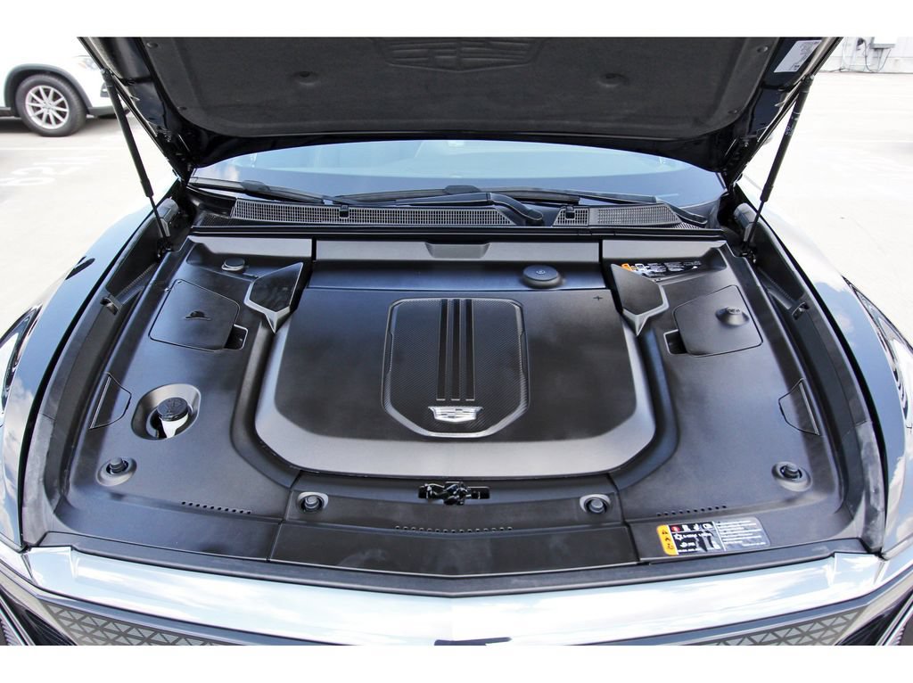 Used 2024 Cadillac Lyriq Sport RWD image 31
