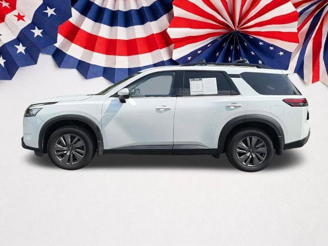 Certified 2025 Nissan Pathfinder SV w/ SV Premium Package AWD/4WD image 20