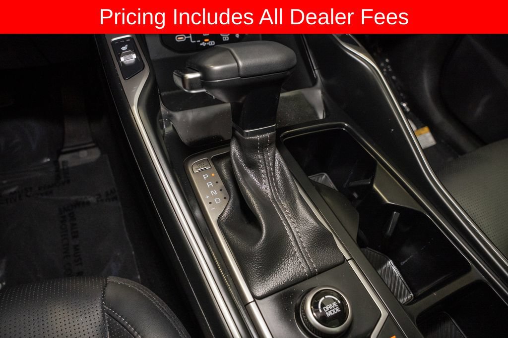 Used 2025 Kia Sorento S w/ Panoramic Sunroof Package FWD image 16