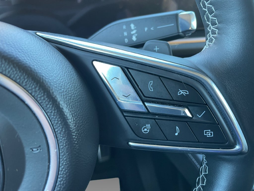 Used 2025 Buick Envision Sport Touring AWD/4WD image 24