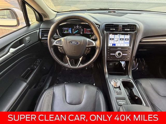Used 2019 Ford Fusion Energi Titanium FWD image 12