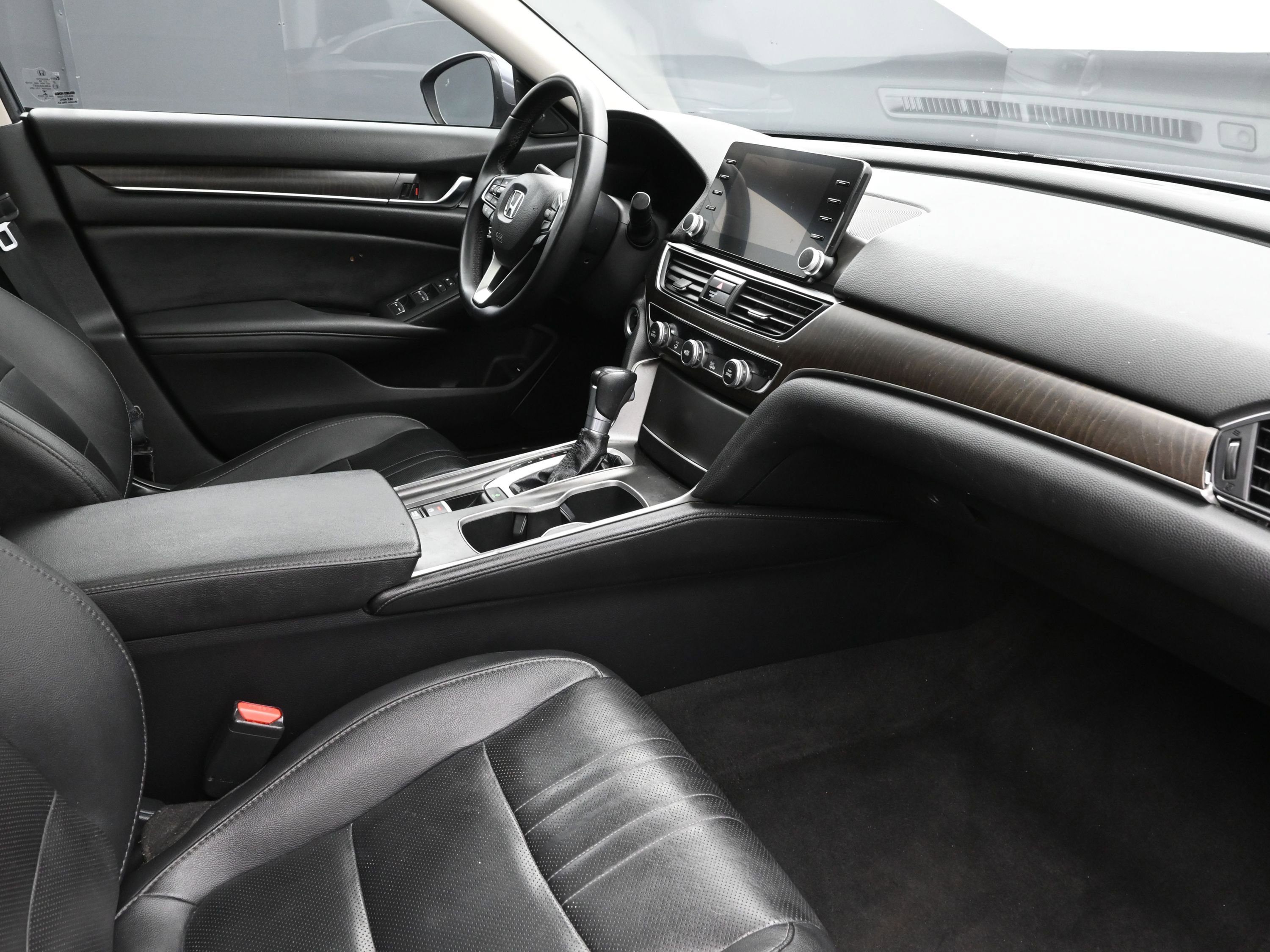 Used 2019 Honda Accord EX-L image 25