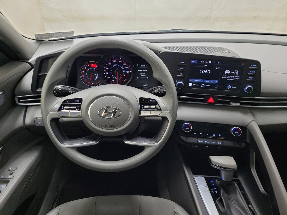 Used 2023 Hyundai Elantra SEL w/ Cargo Package image 22