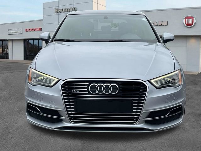 Used 2016 Audi A3 e-tron Premium Plus w/ Premium Plus Package image 2