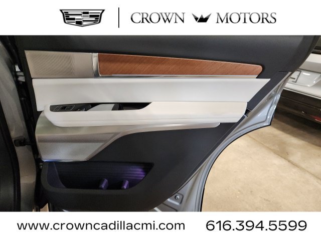 Certified 2026 Cadillac Vistiq Sport w/ LPO, Floor Liner Package AWD/4WD image 34