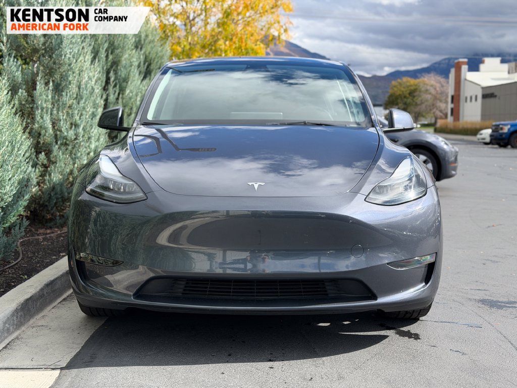 Used 2023 Tesla Model Y Performance AWD/4WD image 2