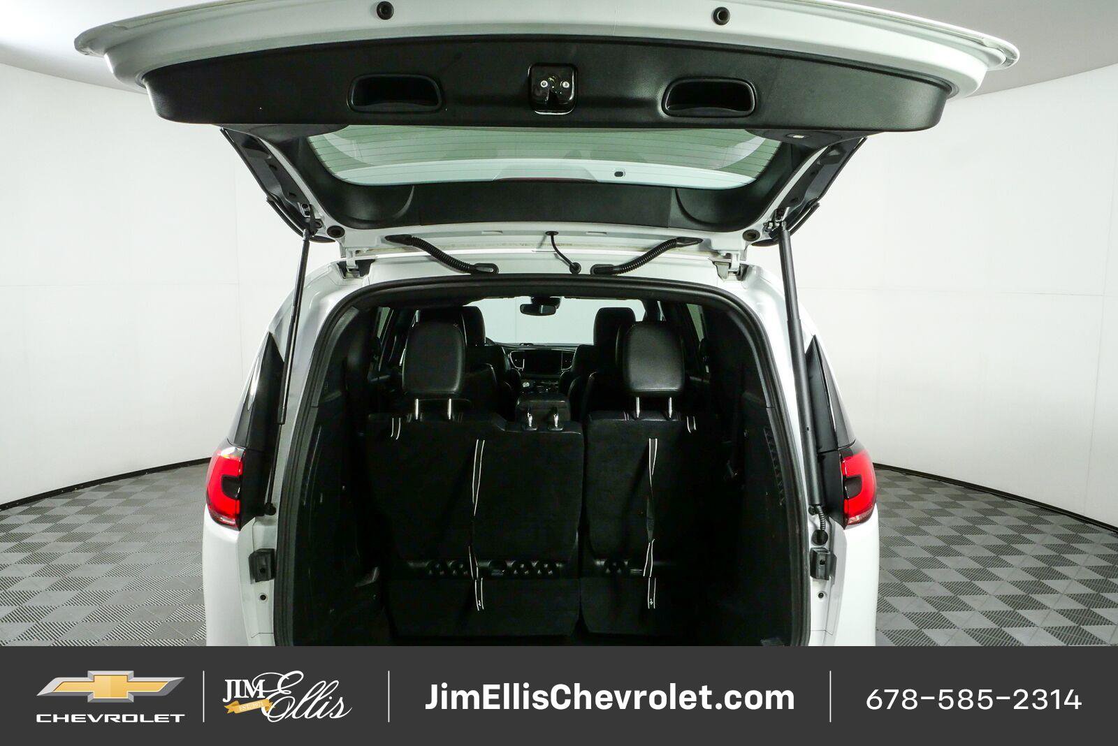 Used 2022 Chrysler Pacifica Touring-L w/ S Appearance Package FWD image 28