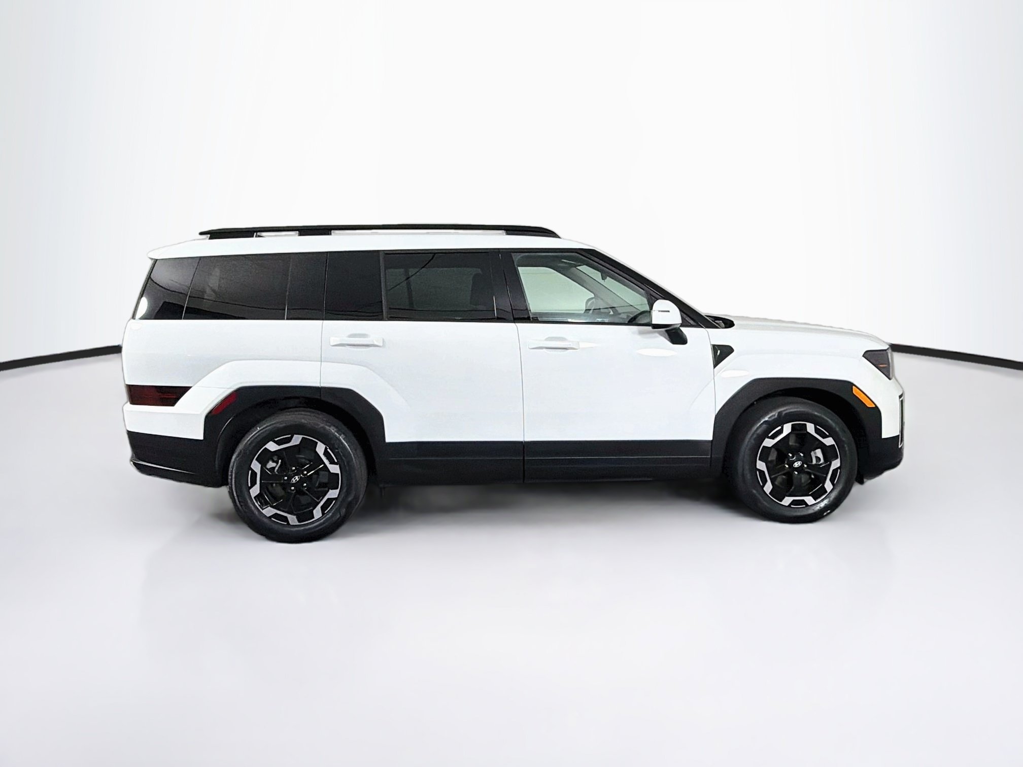 Used 2026 Hyundai Santa Fe SEL FWD image 10