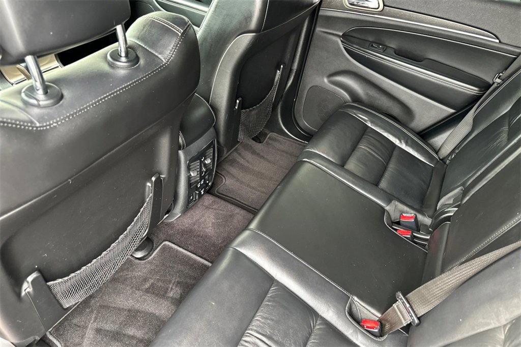 Used 2016 Jeep Grand Cherokee Limited image 13