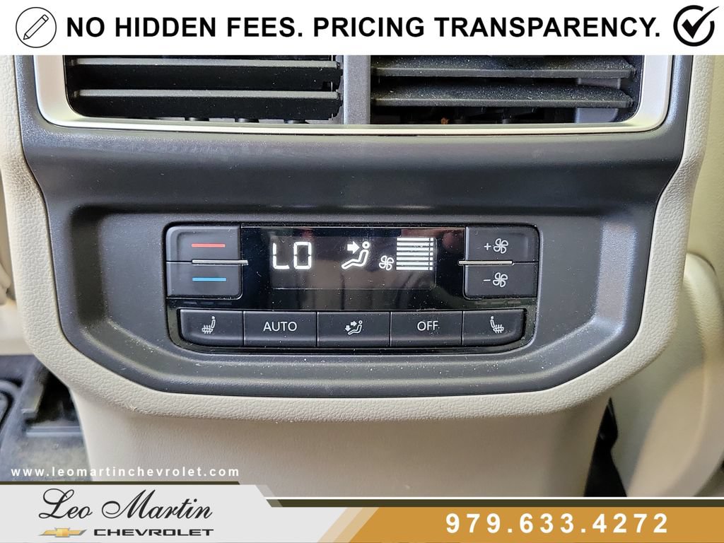 Used 2024 Volkswagen Atlas SEL Premium R-Line AWD/4WD image 11
