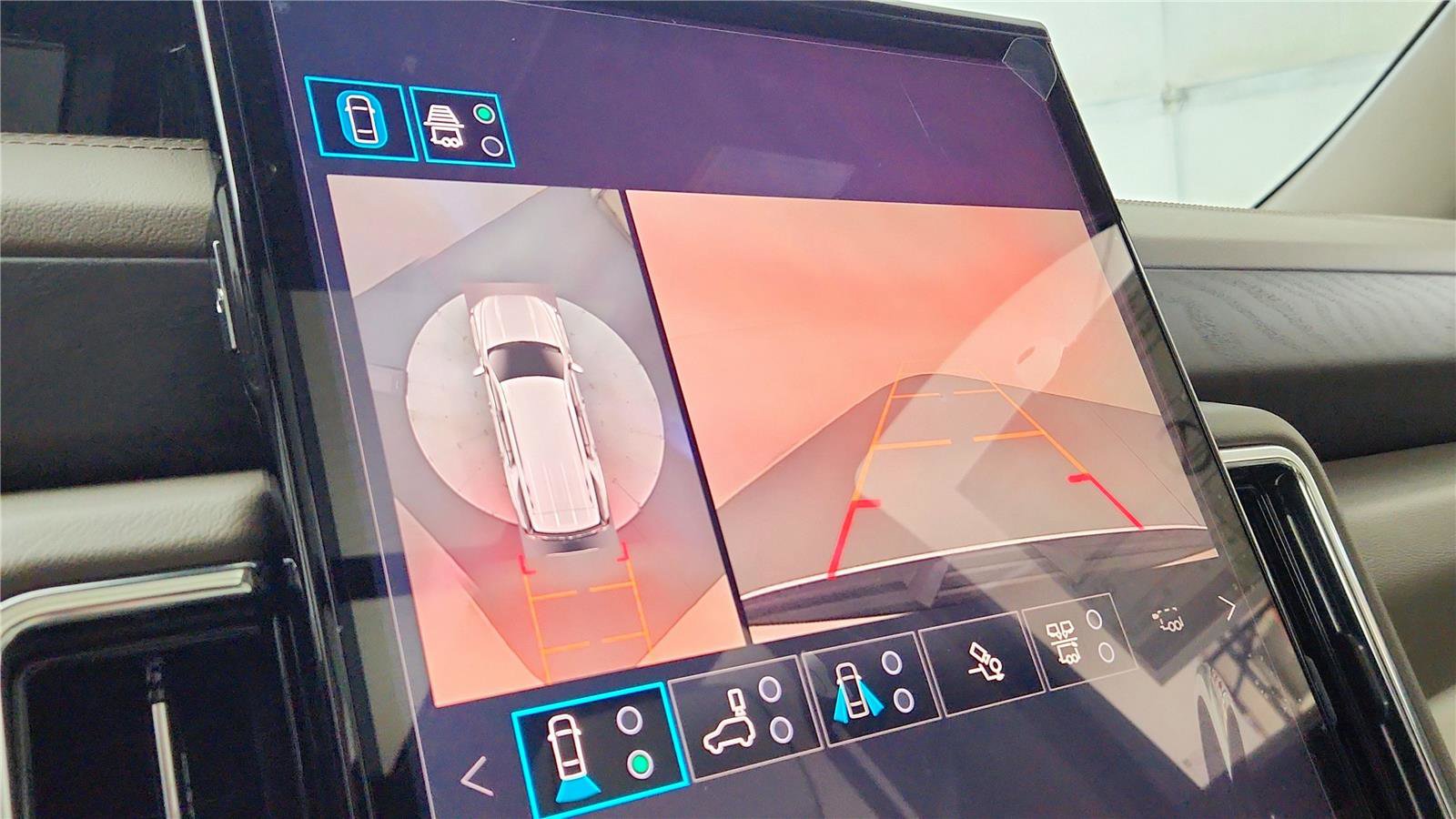 New 2026 GMC Yukon Denali image 27