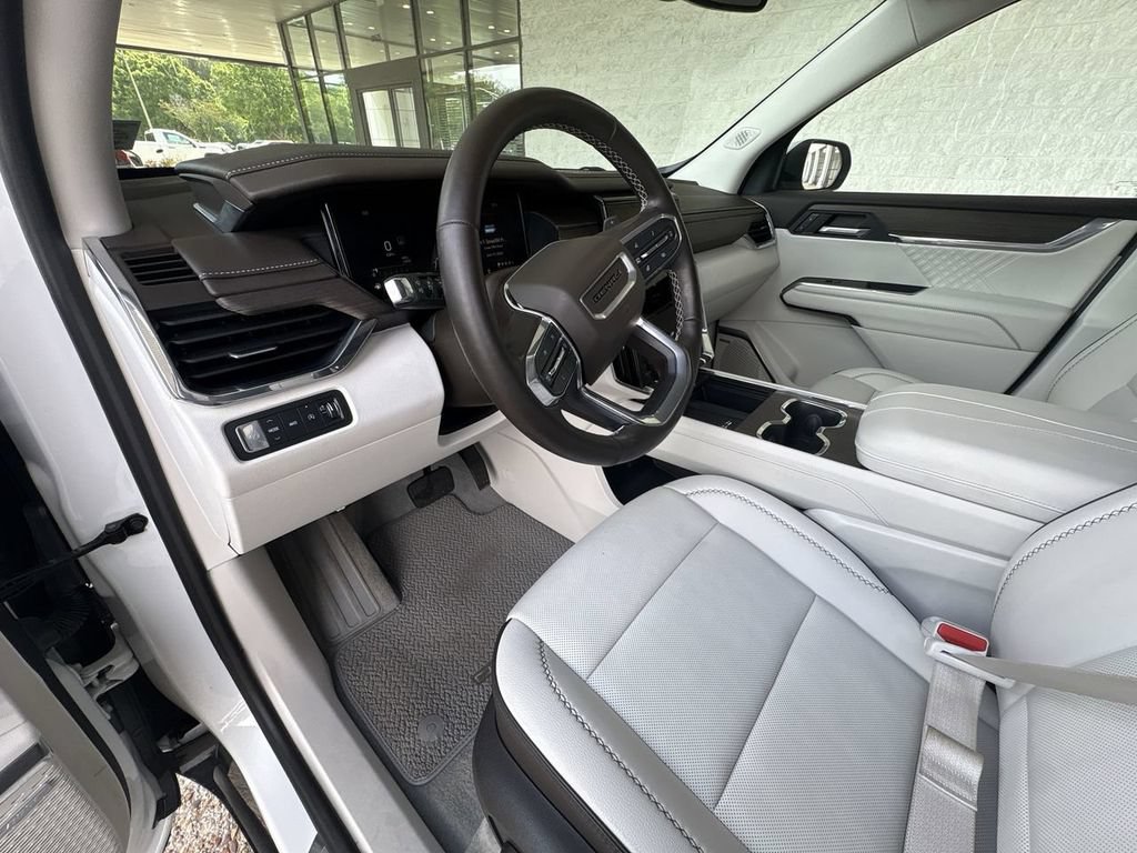 Certified 2024 GMC Acadia Denali AWD/4WD image 10