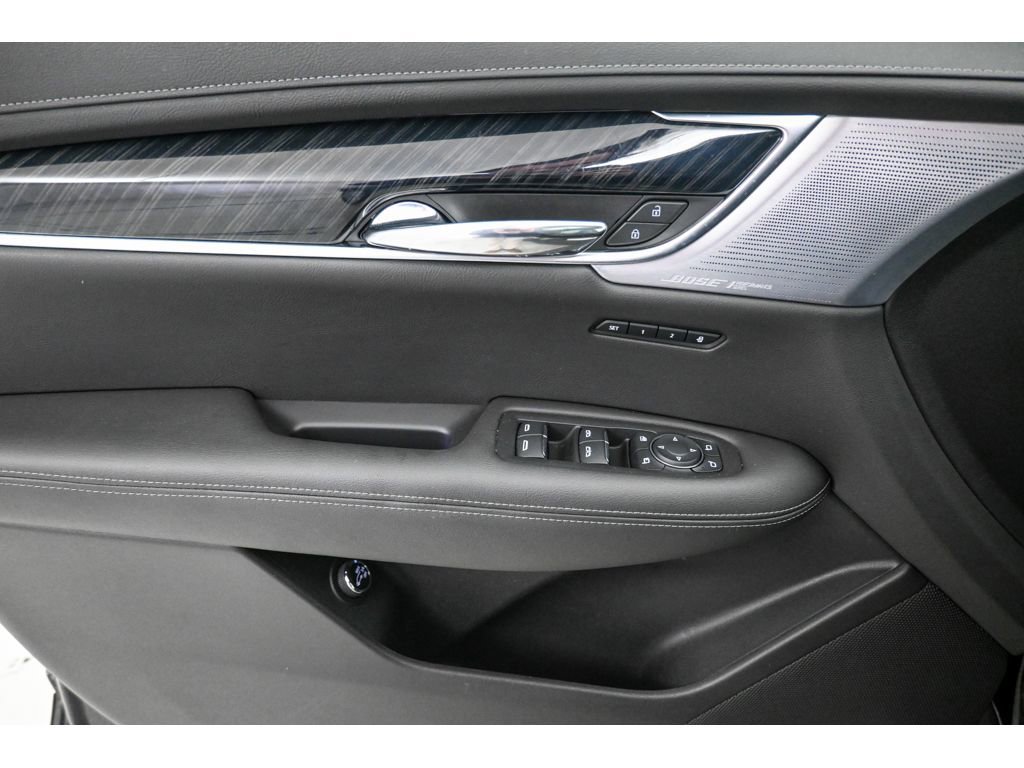Certified 2023 Cadillac XT6 Premium Luxury w/ Technology Package image 8