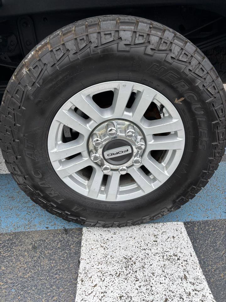 Used 2019 Ford F350 XLT w/ Camper Package AWD/4WD image 24