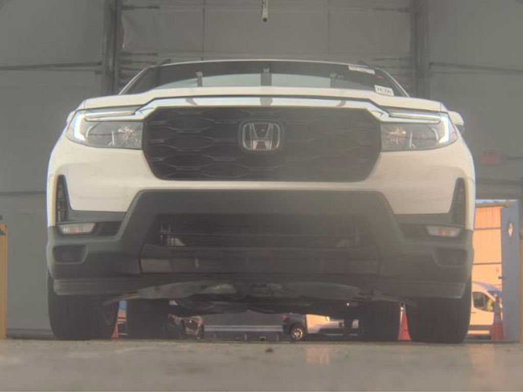 Used 2022 Honda Passport EX-L image 3
