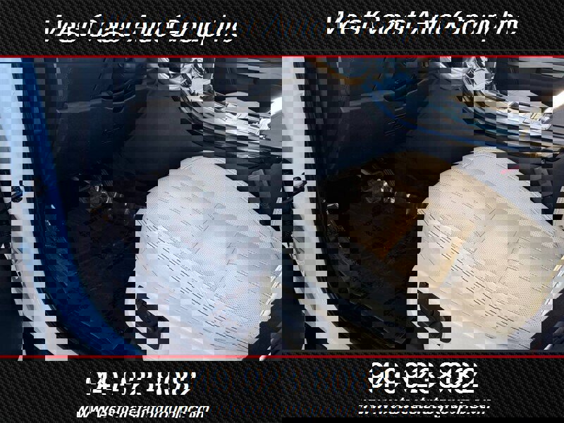 Used 2013 Land Rover Range Rover Sport HSE LUX image 10