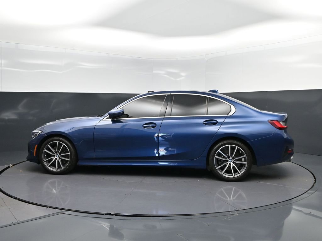 Used 2022 BMW 330i Sedan w/ Premium Package 2 image 4