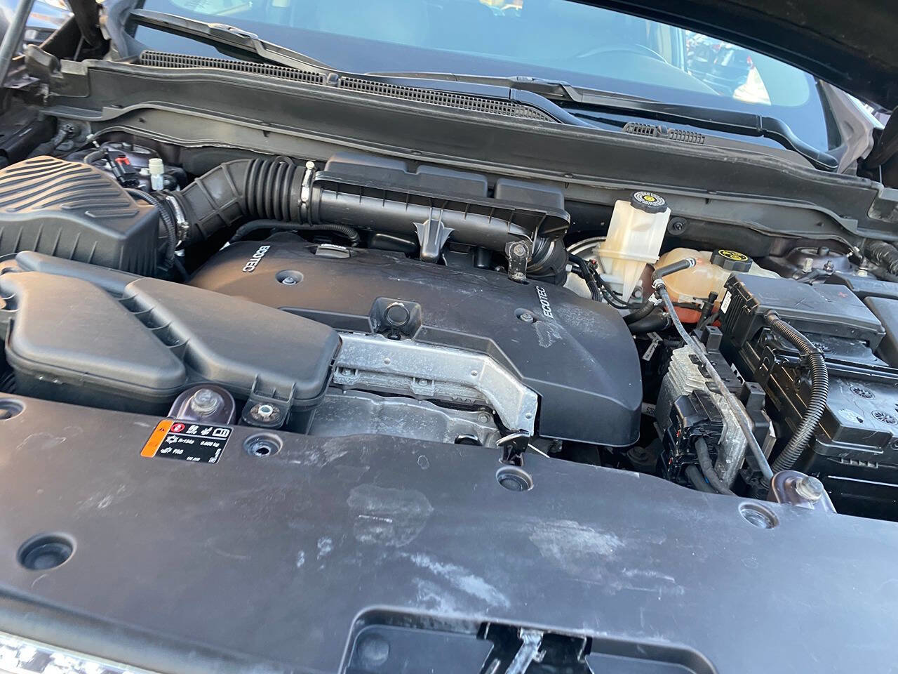 Used 2017 Buick Envision Essence image 29