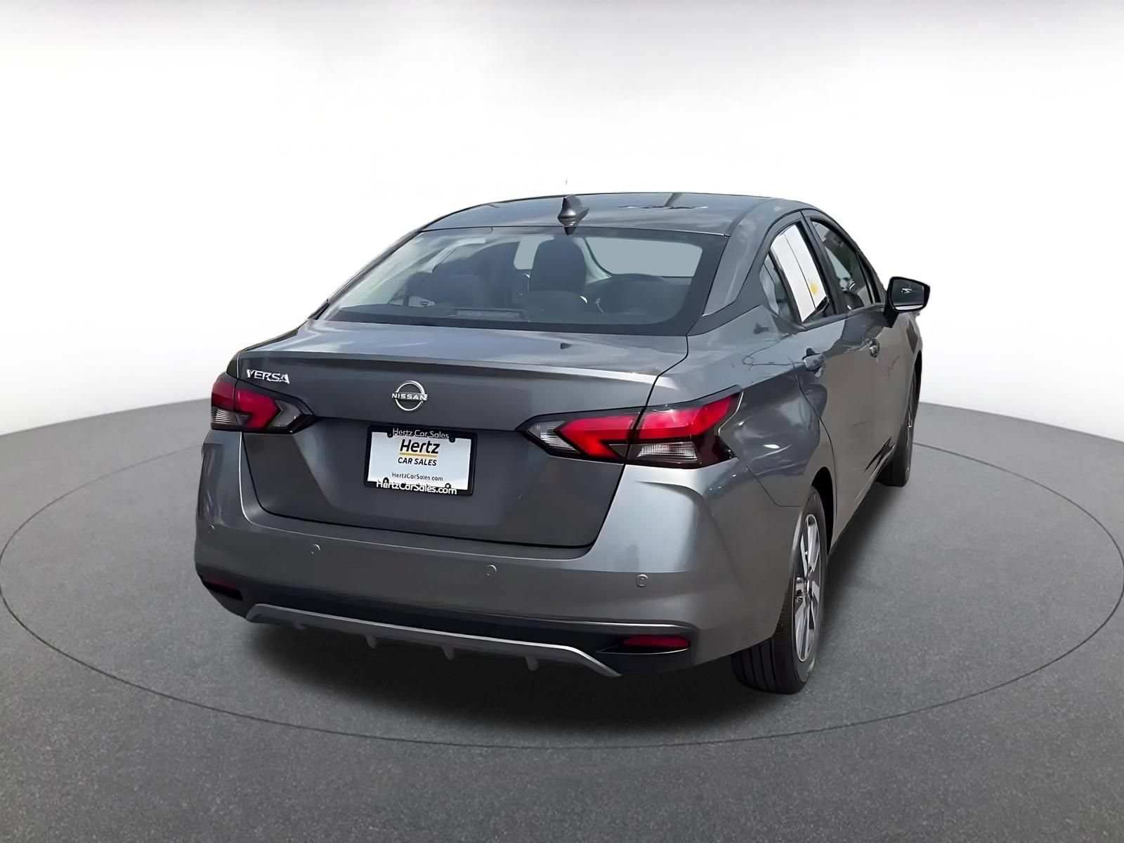 Used 2025 Nissan Versa SV FWD image 14