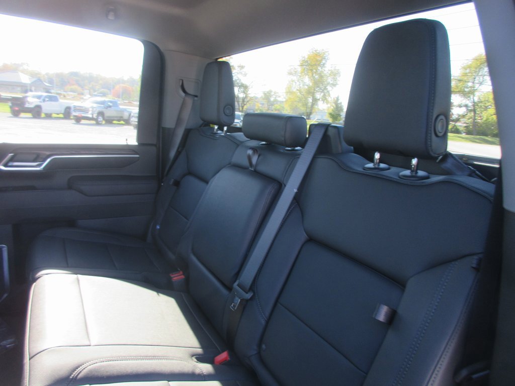 New 2026 GMC Sierra 2500 SLT w/ SLT Convenience Package image 18