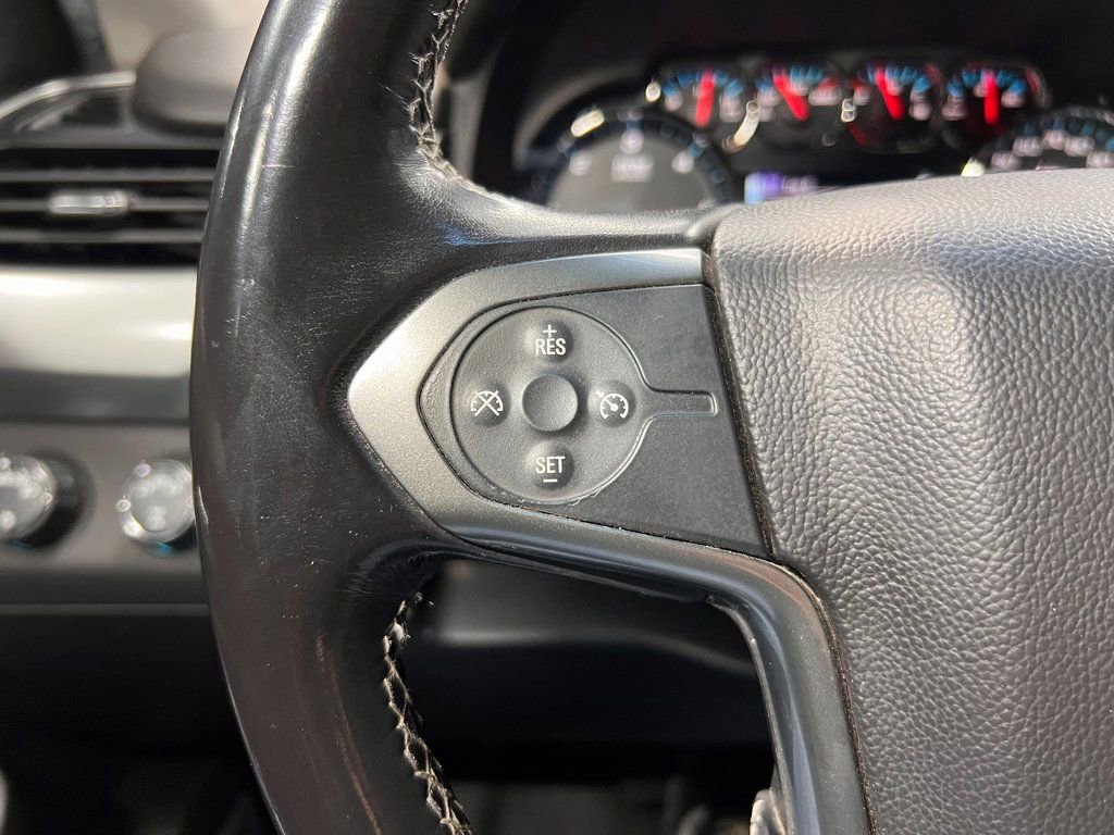 Used 2019 Chevrolet Suburban LS image 19