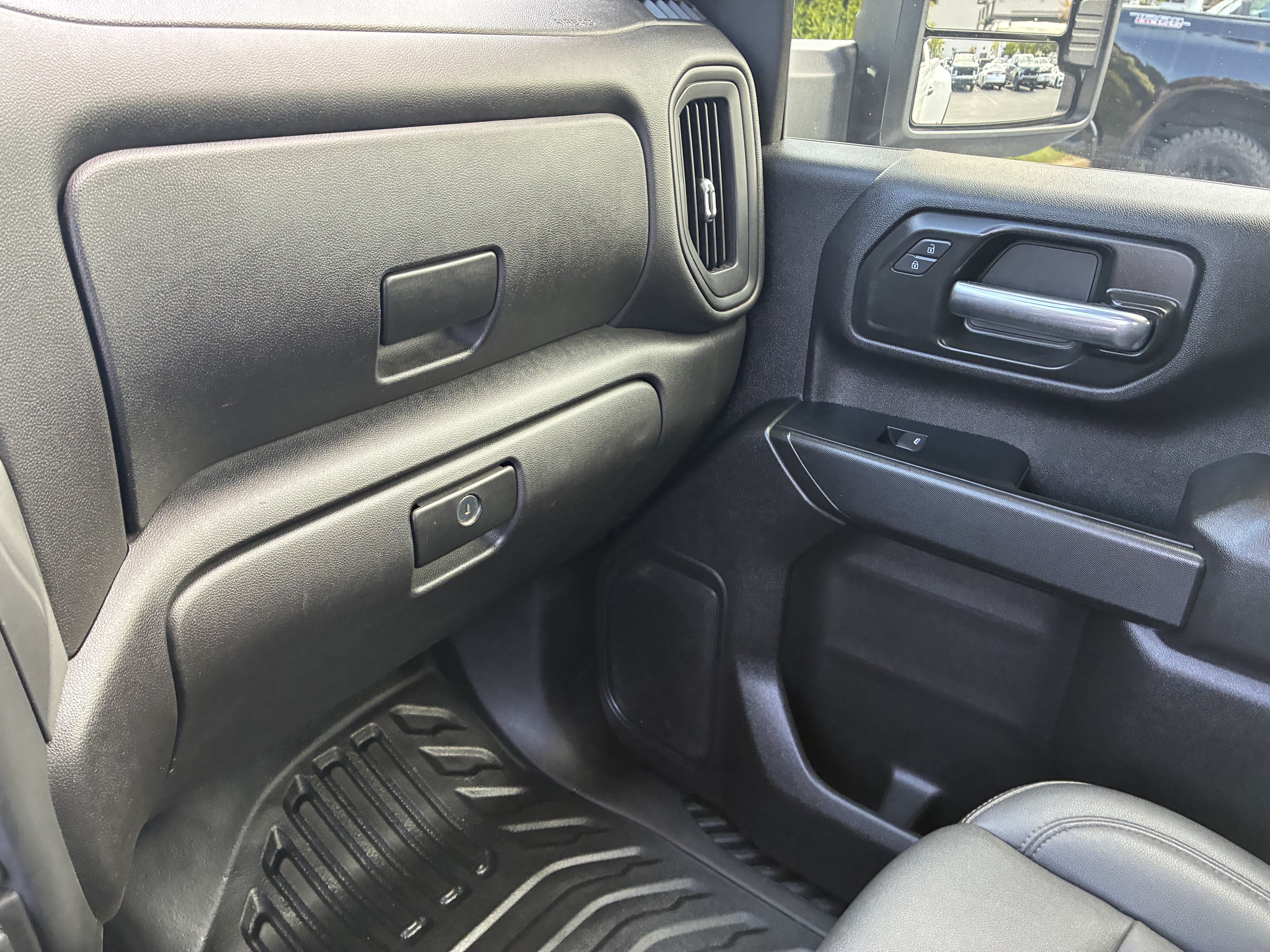 Used 2024 GMC Sierra 3500 Pro w/ Convenience Package AWD/4WD image 32