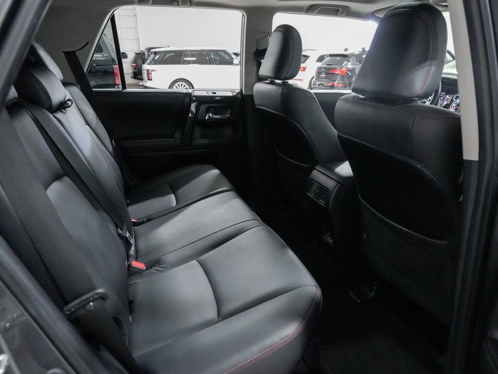 Used 2023 Toyota 4Runner TRD Off-Road Premium w/ Off Road Premium Plus Package AWD/4WD image 30