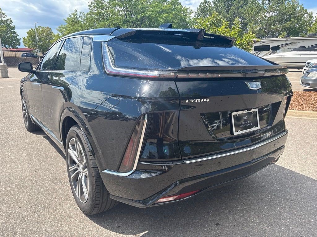 Certified 2024 Cadillac Lyriq Luxury AWD/4WD image 3
