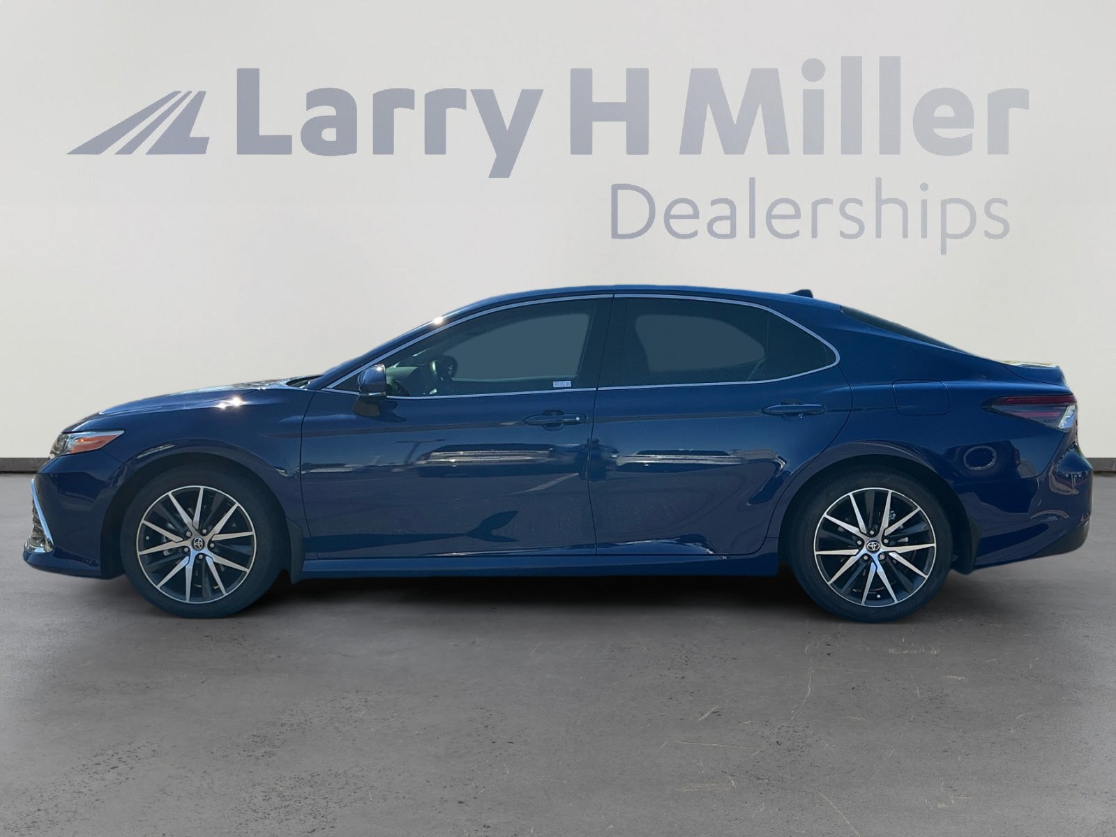 Certified 2024 Toyota Camry XLE w/ Navigation Package image 2