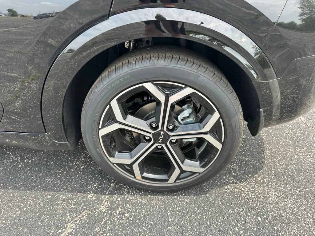 New 2025 Kia Niro EX Touring image 35