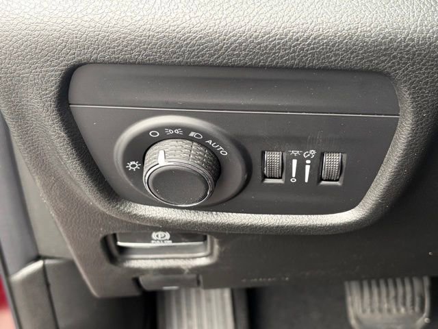 New 2026 Jeep Grand Cherokee Altitude AWD/4WD image 27