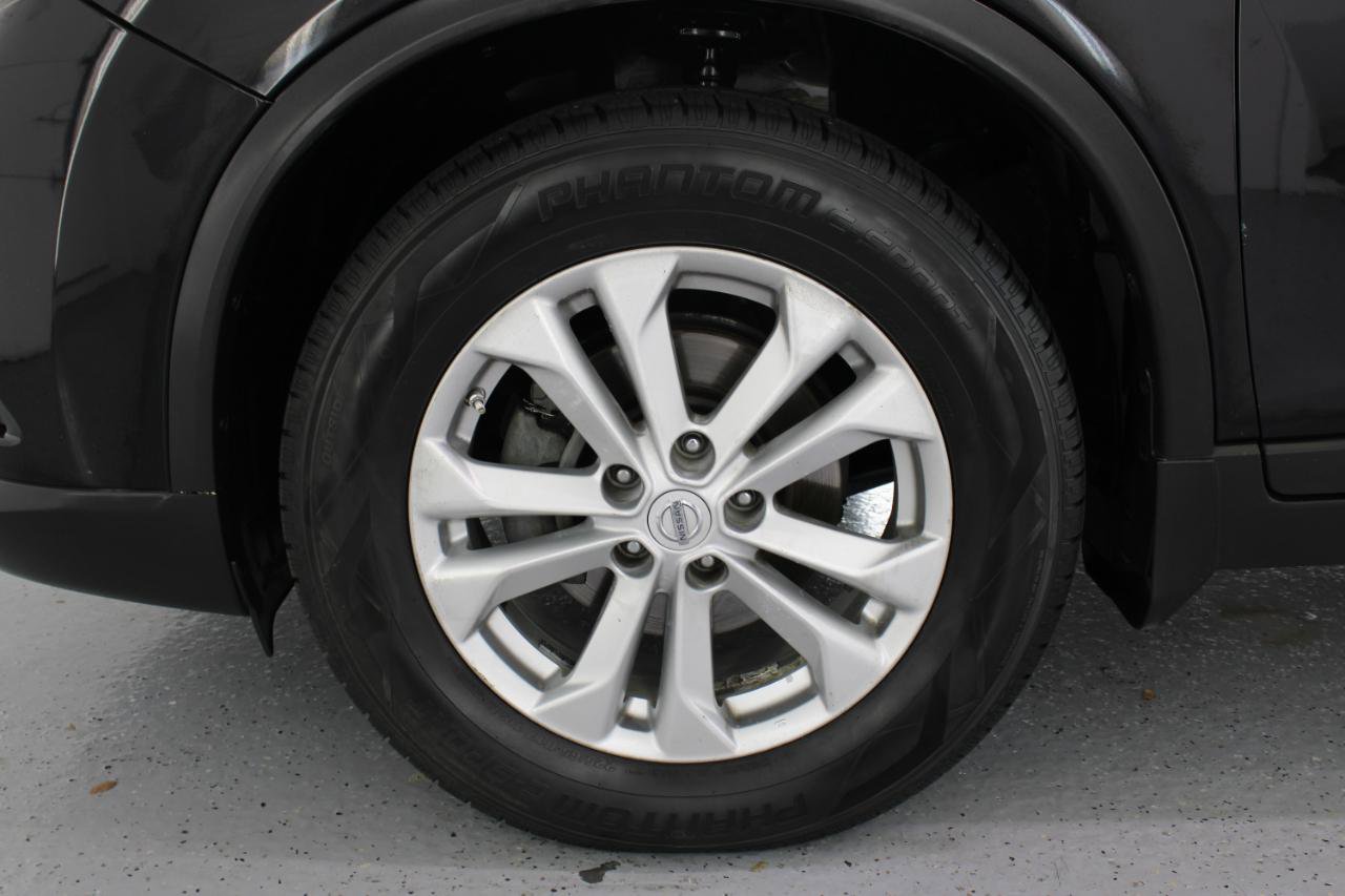 Used 2016 Nissan Rogue SV FWD image 72