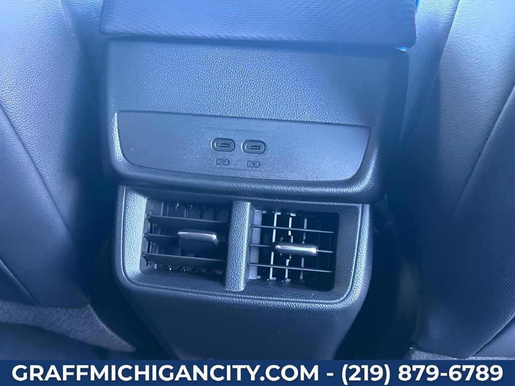 New 2027 Chevrolet Equinox RS w/ Safety and Technology Package AWD/4WD image 30