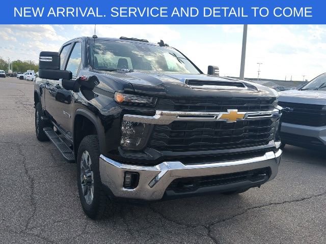Certified 2024 Chevrolet Silverado 2500 LT AWD/4WD image 9