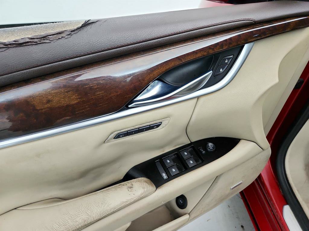 Used 2013 Cadillac XTS Premium FWD image 20
