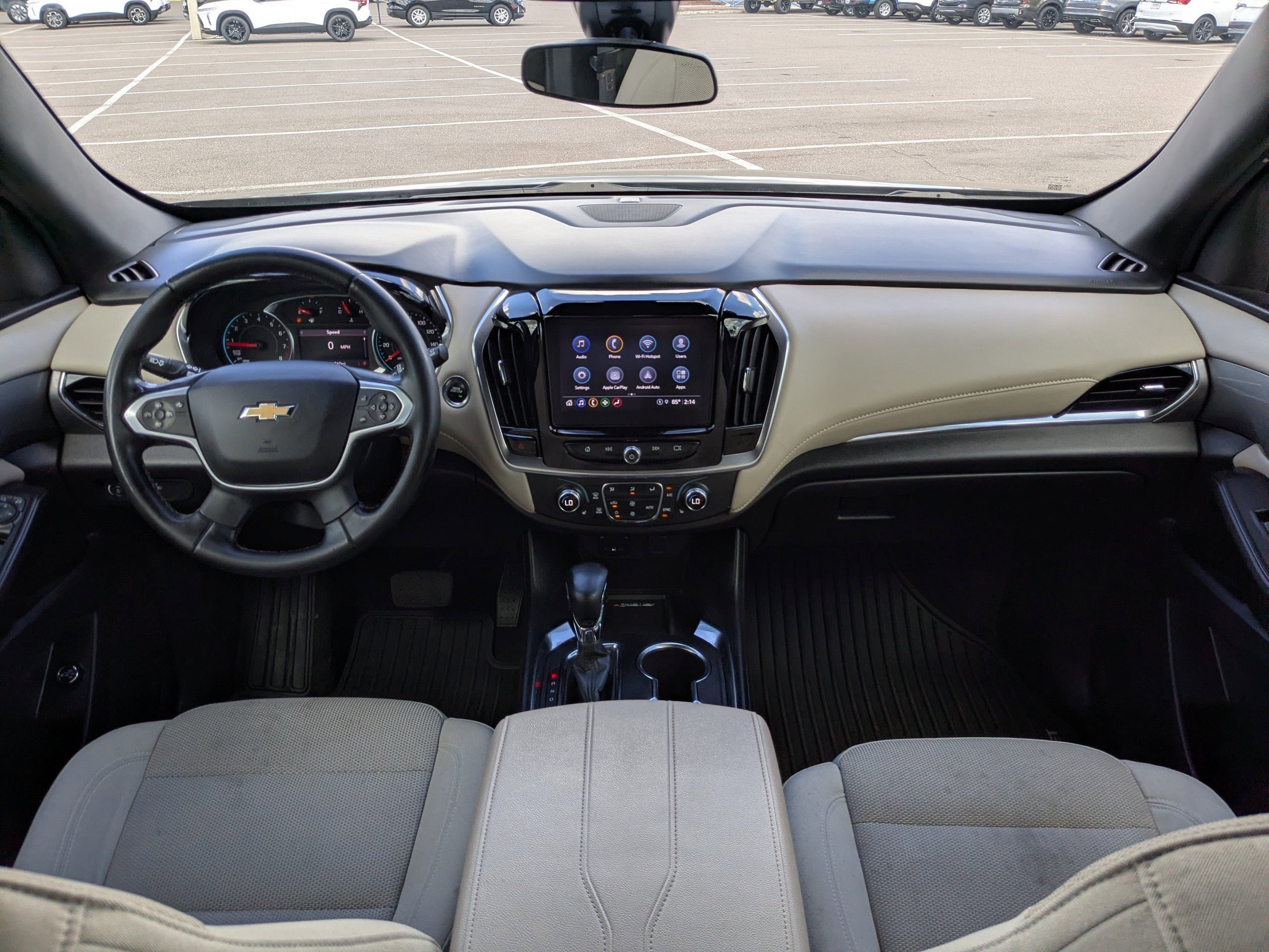 Used 2023 Chevrolet Traverse LT image 17