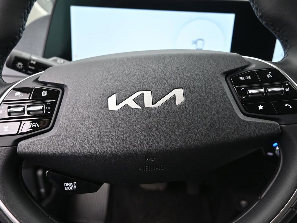 Used 2024 Kia EV6 Light image 18