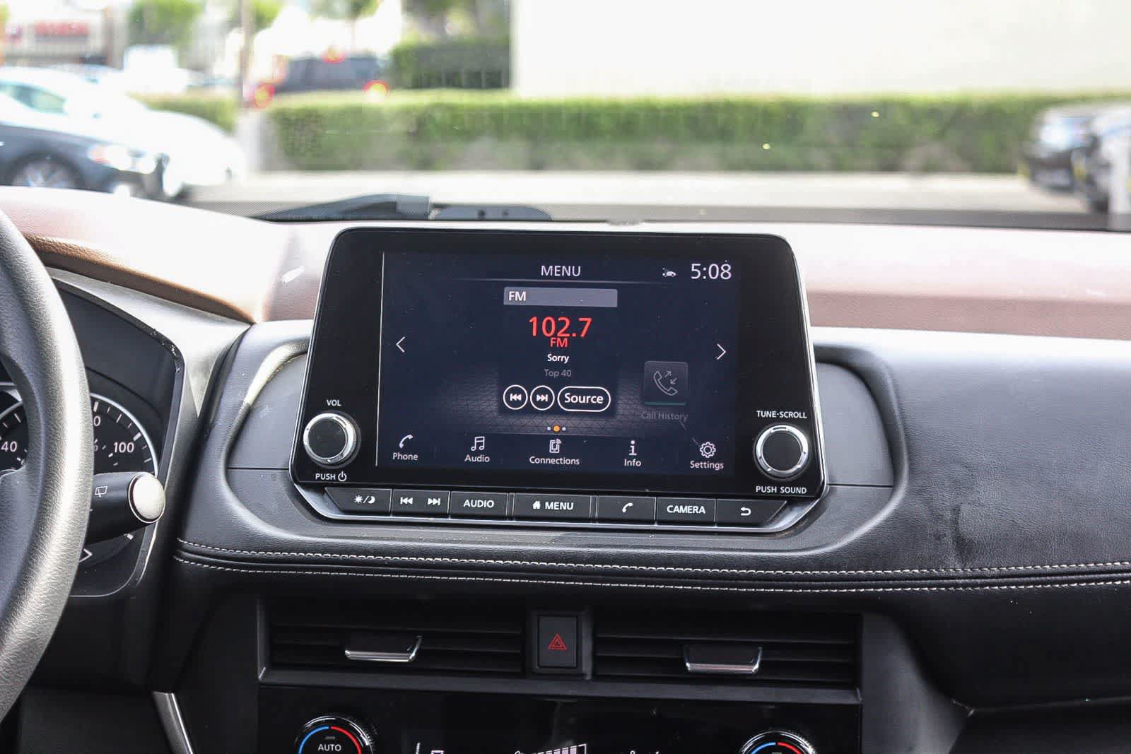 Used 2023 Nissan Rogue SV FWD image 18