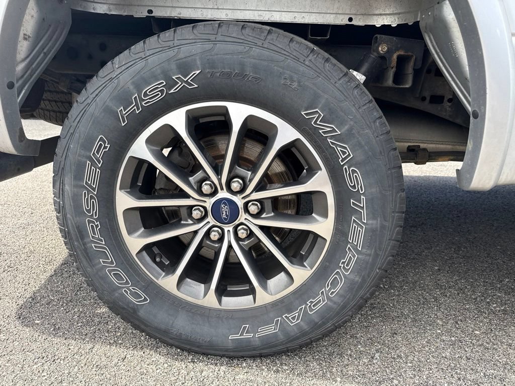 Used 2018 Ford F150 XLT w/ Equipment Group 302A Luxury AWD/4WD image 6