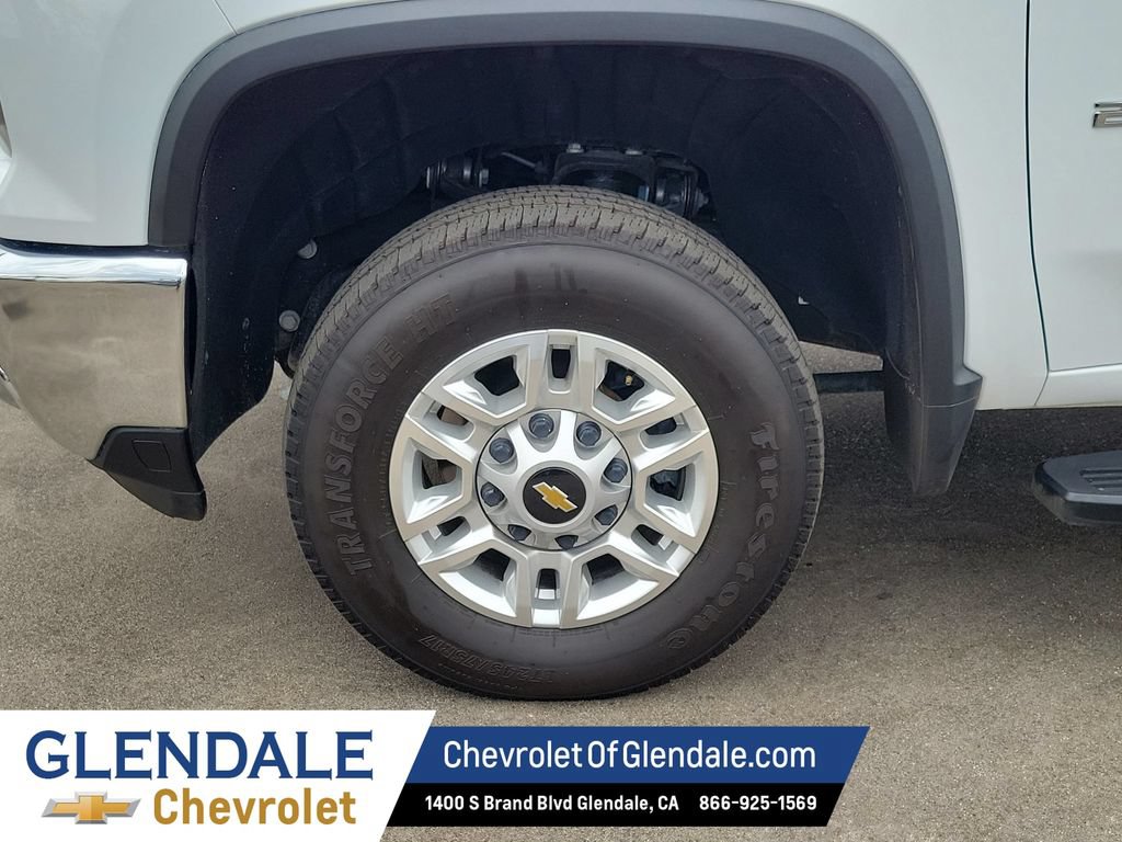 Used 2025 Chevrolet Silverado 2500 LT w/ Safety Package AWD/4WD image 18