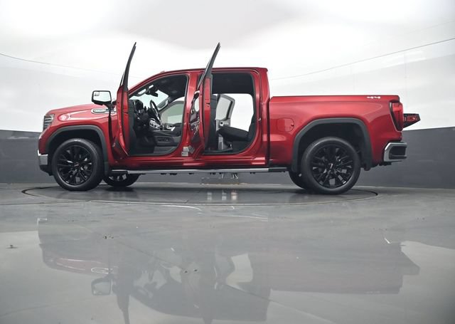 Used 2023 GMC Sierra 1500 SLT w/ SLT Convenience Package AWD/4WD image 34