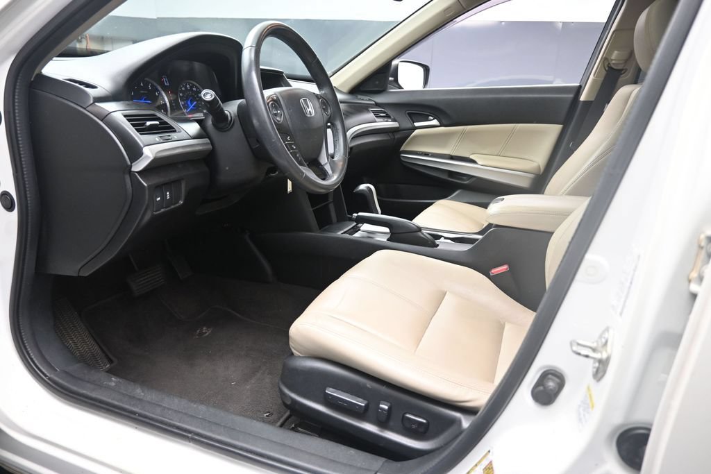 Used 2014 Honda Crosstour EX-L image 16
