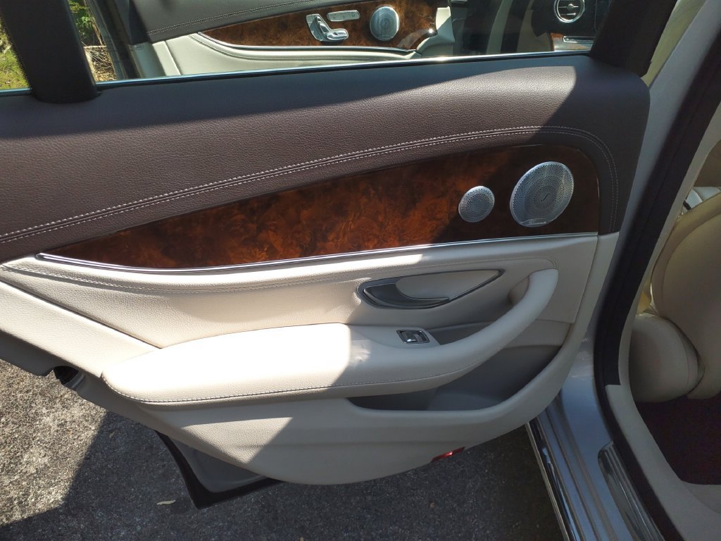 Used 2020 Mercedes-Benz E 350 4MATIC Sedan image 23
