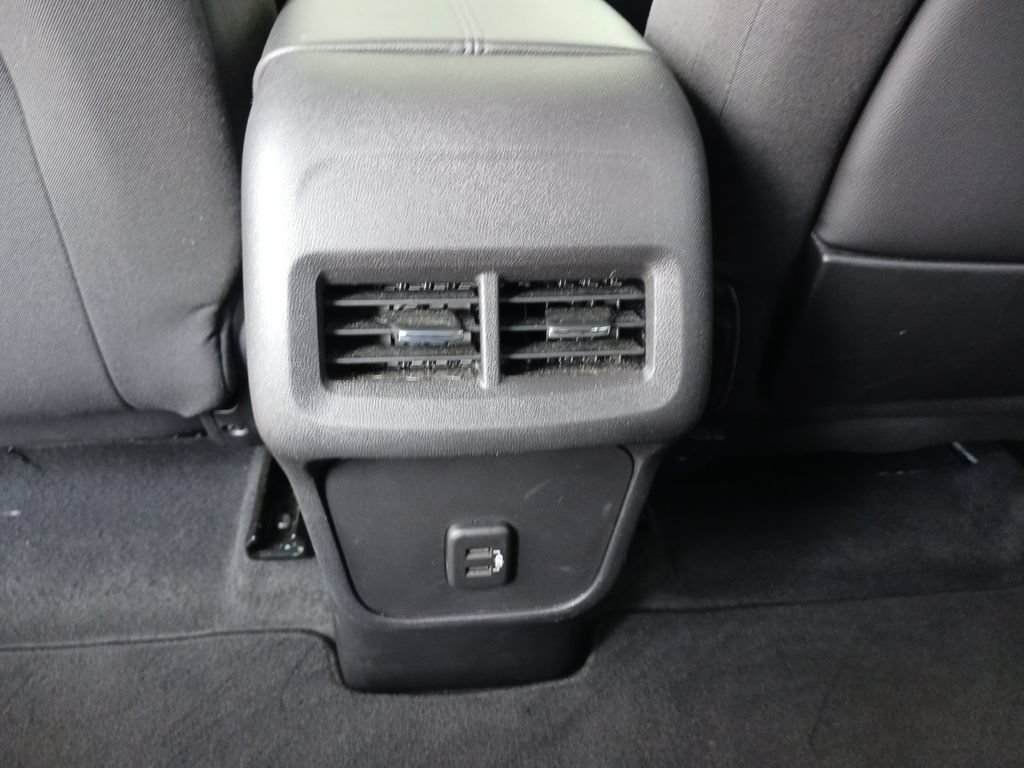 Used 2024 GMC Terrain SLE AWD/4WD image 22
