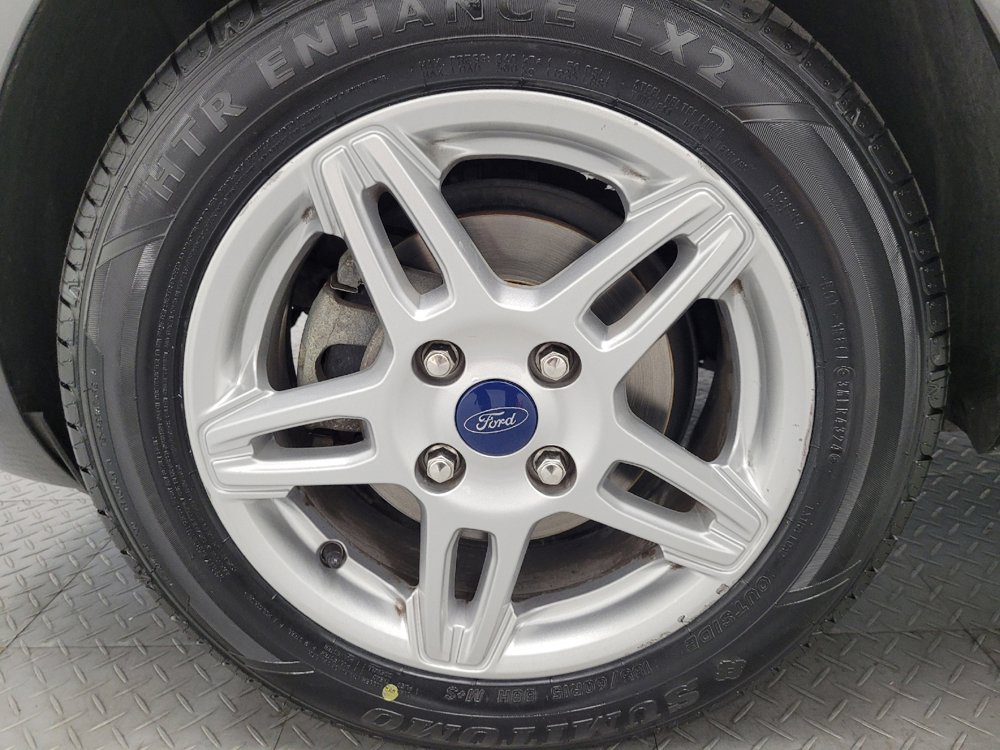 Used 2019 Ford Fiesta SE image 31