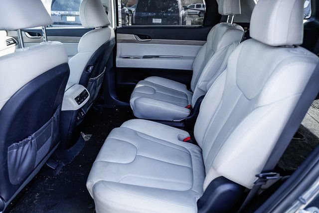 Used 2021 Hyundai Palisade SEL w/ Premium Package AWD/4WD image 11