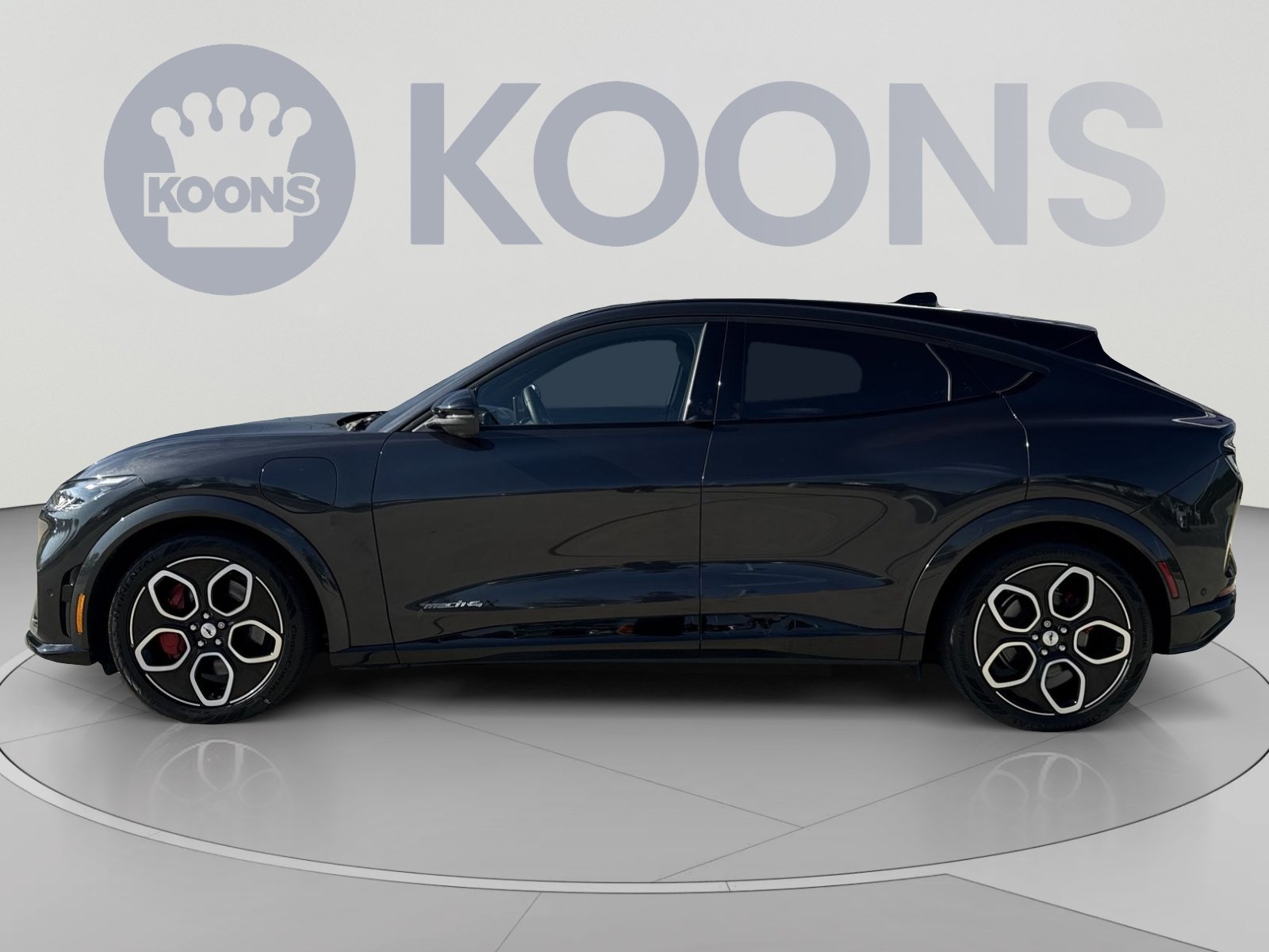Used 2021 Ford Mustang Mach-E GT AWD/4WD image 2