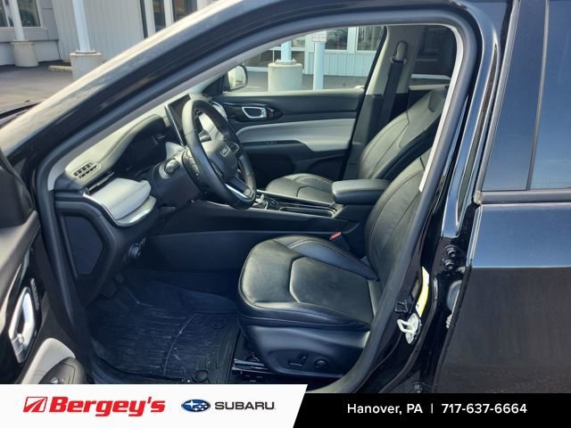 Used 2022 Jeep Compass Limited w/ Elite Group image 8